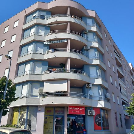Apartment Inna With Free Garage Parking Zadar Exteriör bild